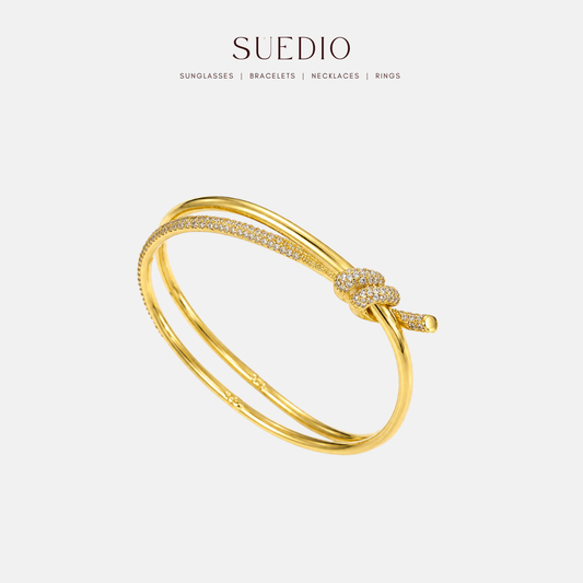 Tiff Knot Bangle with diamond