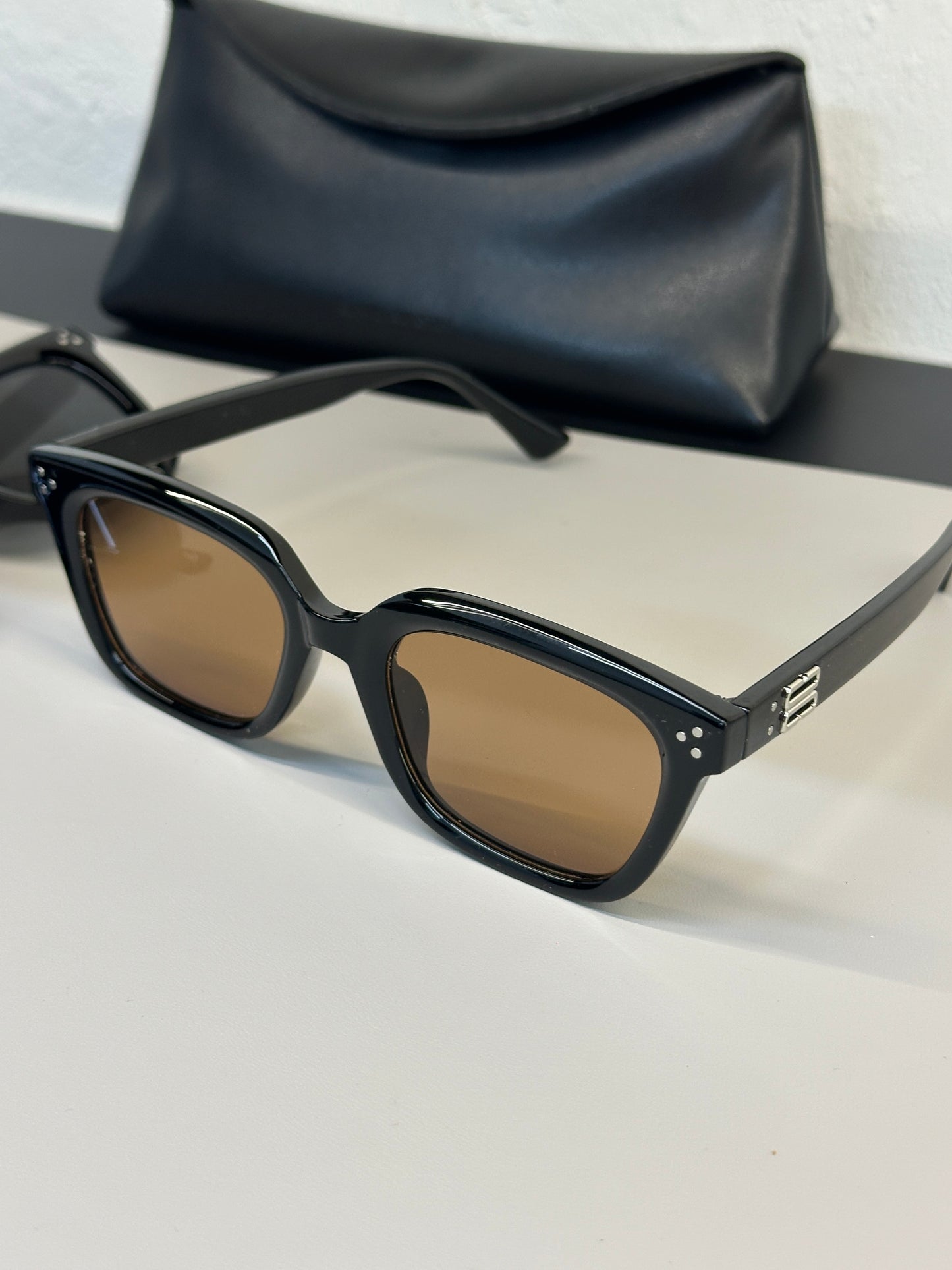 Gm Musee Sunglass (w/o logo)