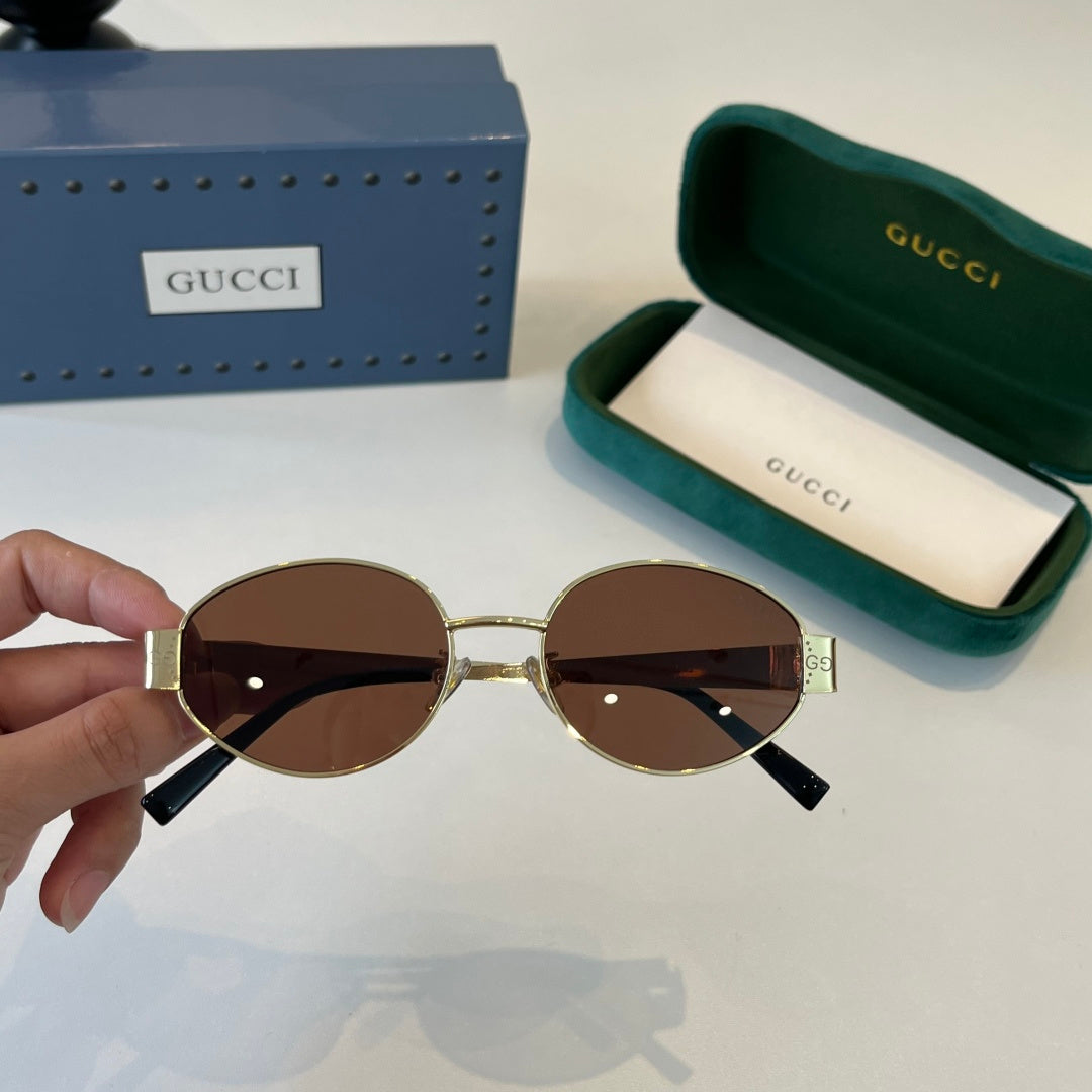 Gucc/ Sunglass