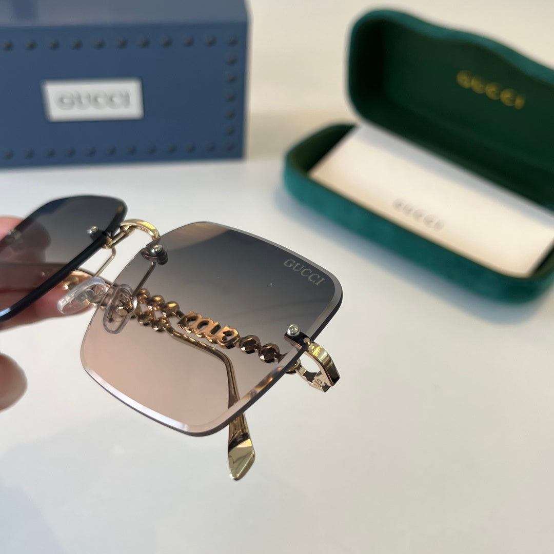 Gucc/ Sunglass