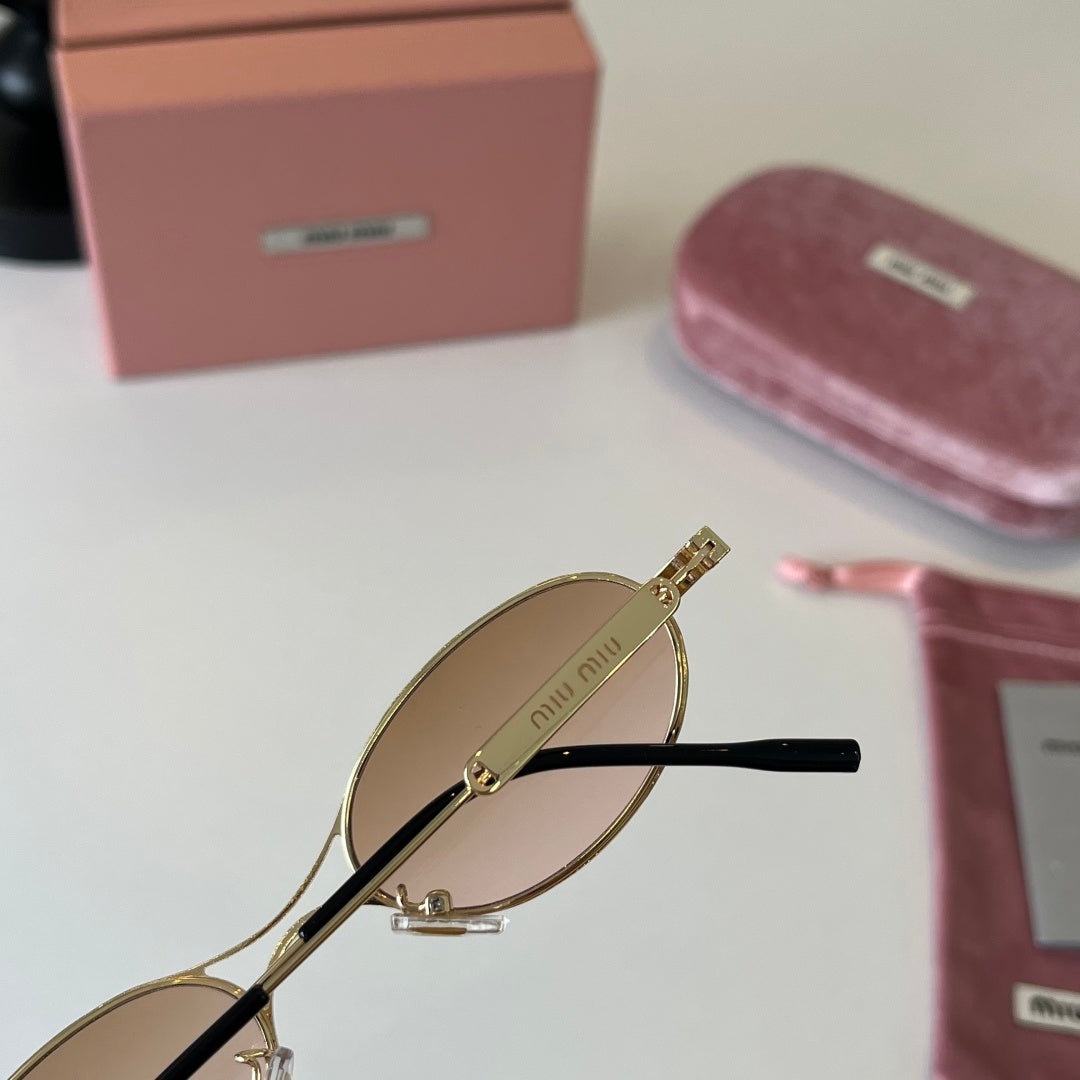 Miumiu Sunglass