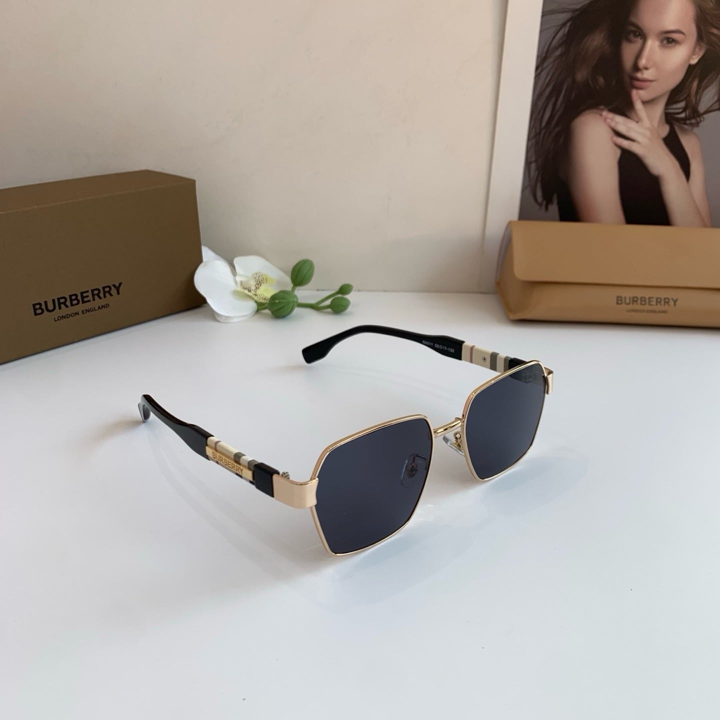 Burb/rry Sunglass