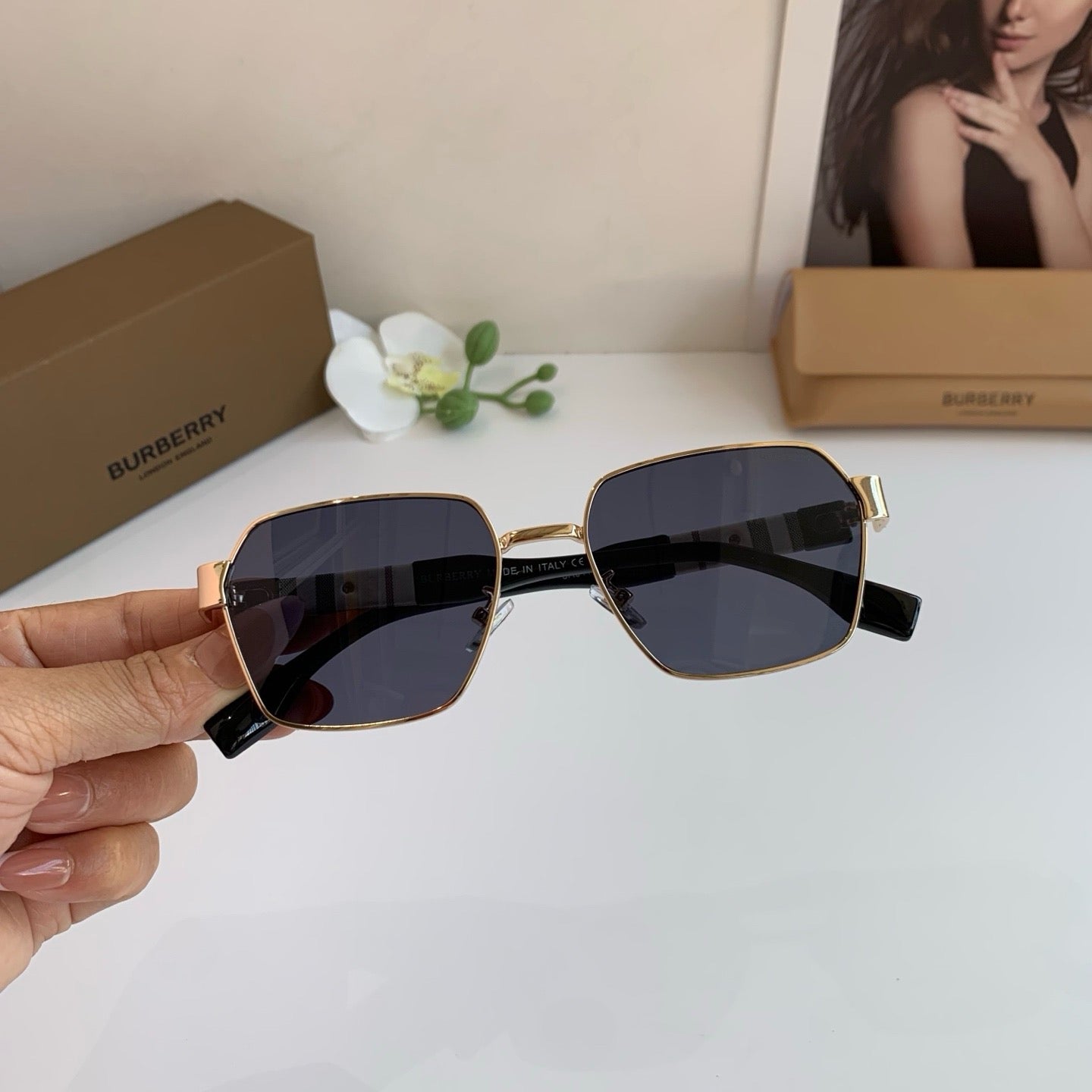 Burb/rry Sunglass